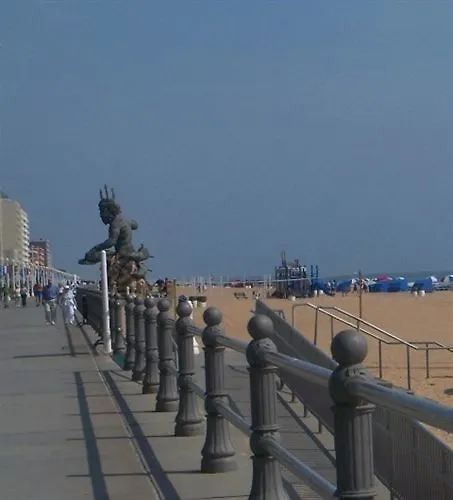 The Oceanfront Inn - Virginia Beach Hotel